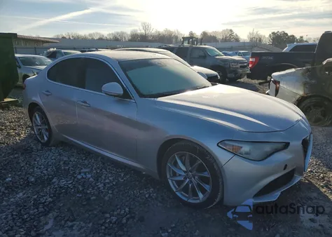 2017 Alfa Romeo Giulia Q4 z USA, uszkodzony, nr VIN ZARFAEDN3H7545709